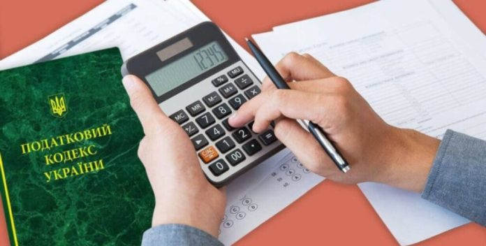 Податкова побачить усе: в Україні створюють реєстр рахунків і сейфів