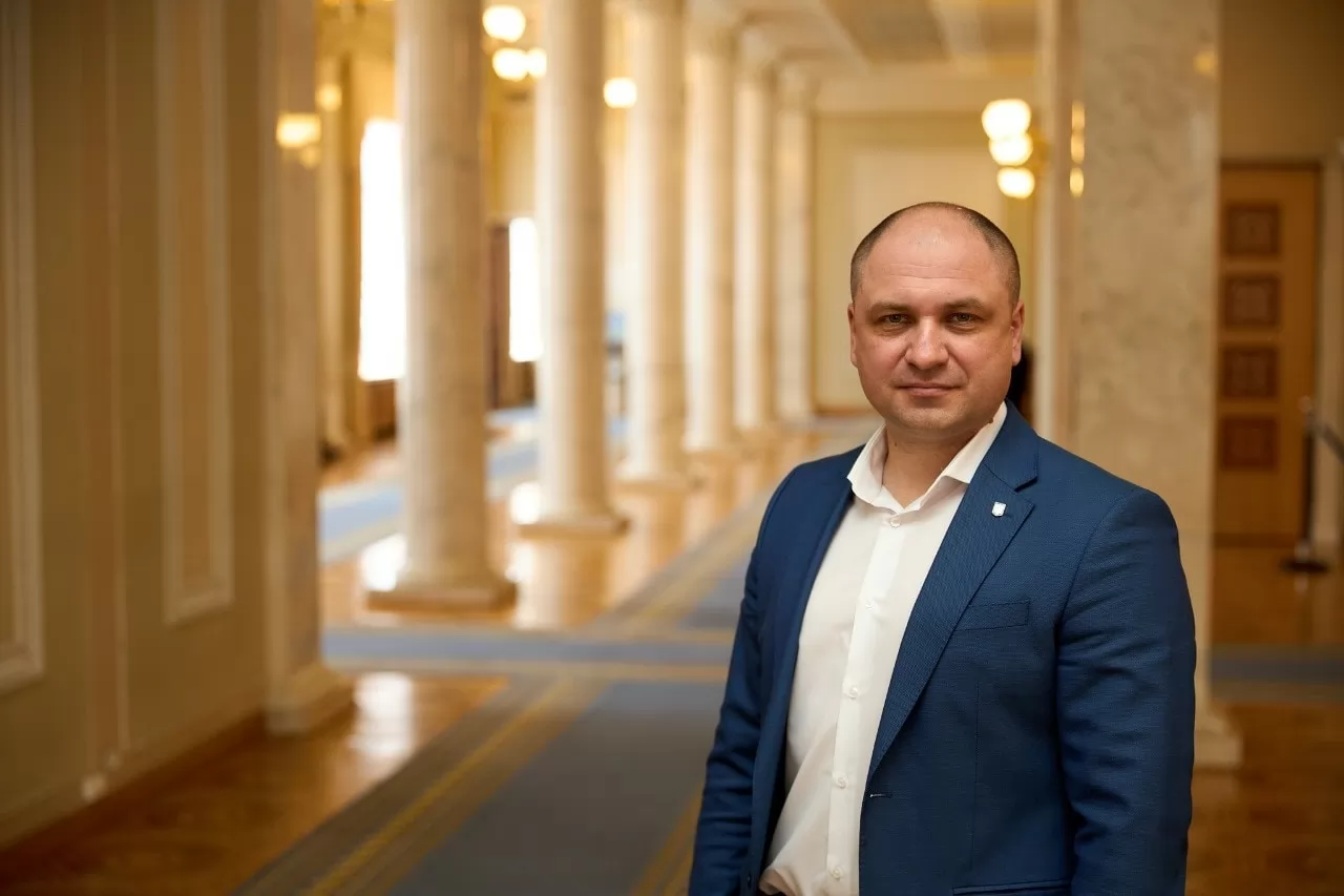 Депутат зі “Слуги народу” отримував виплати по єПідтримці під час війни