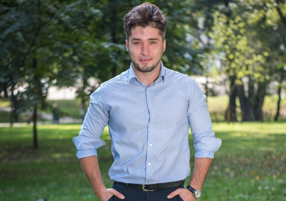 Слуга народу Ігор Колтунов витрачав гроші онкохворих дітей на елітне авто