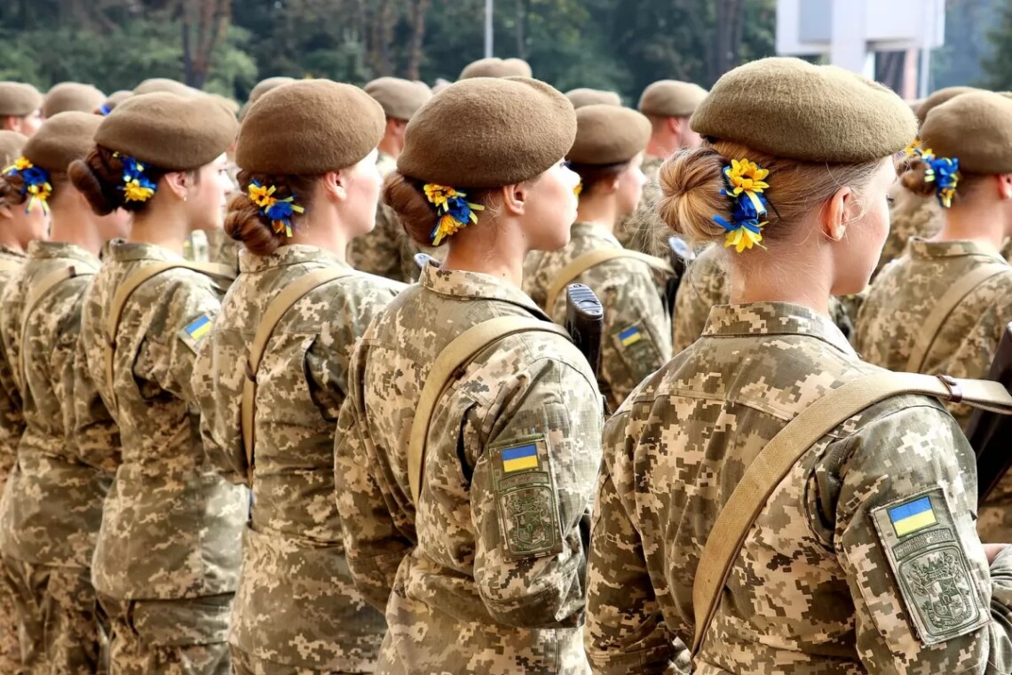 Депутатка Дніпропетровської облради фіктивно служила в армії і отримувала за це гроші