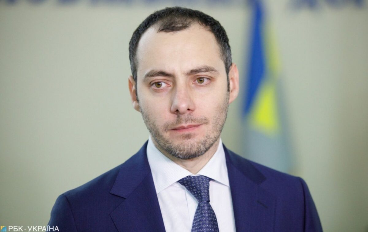 Колишній міністр Кубраков готується до виїзду з України після перевірки його фінансів