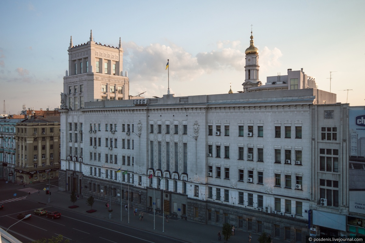 Харківська мерія переплачує до 50% за матеріали через афілійованих підрядників