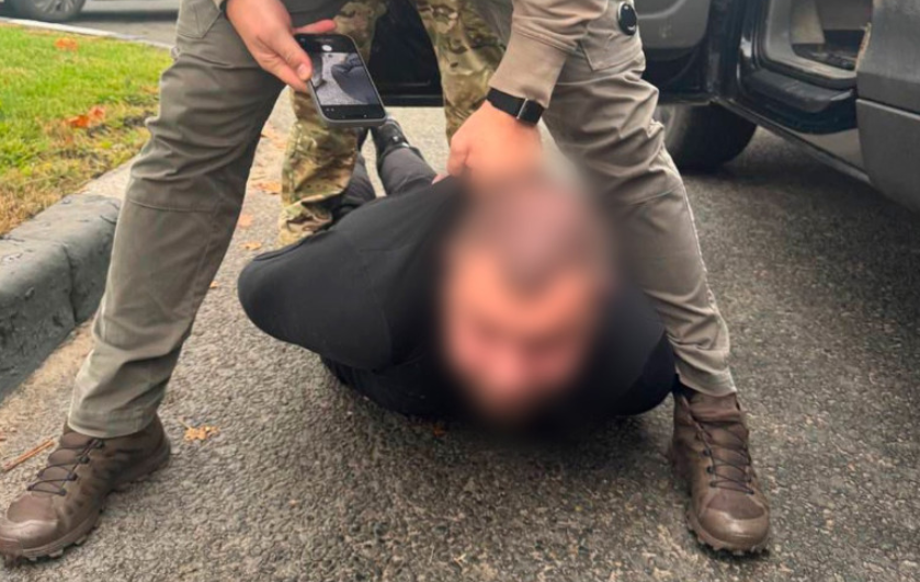 У центрі Харкова викрали чоловіка і відібрали 14,6 тис. євро та $83 тис. у USDT
