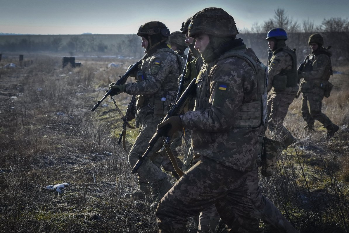 Глава МЗС Німеччини закликав Захід «мобілізувати всі сили», щоб Україна вистояла взимку