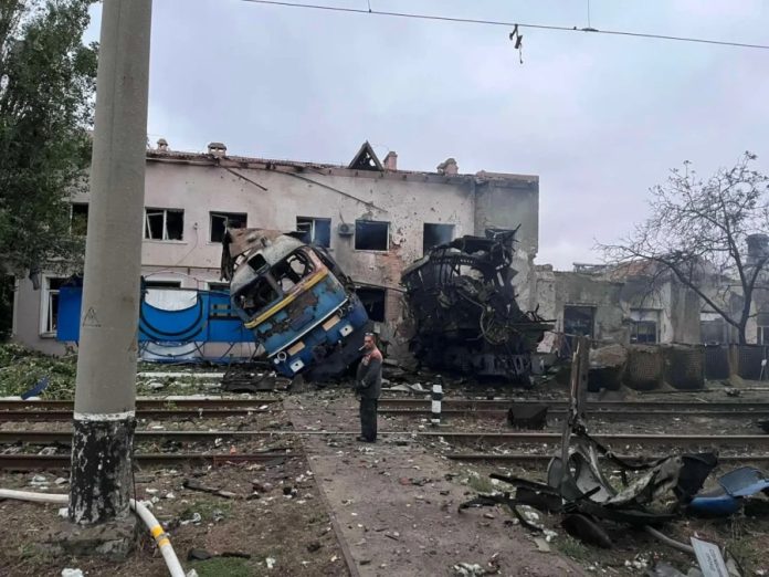 Залізниця під прицілом: ворог посилює удари по критичній інфраструктурі України Залізниця під прицілом: ворог посилює удари по критичній інфраструктурі України