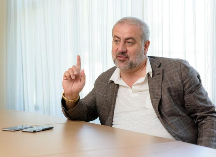 Розслідування масштабної контрабандної мережі: правоохоронці встановлюють зв’язки із бізнес-структурами безмитної торгівлі