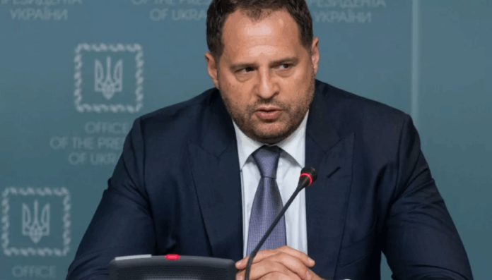 У команді президента обговорюють формат подальшої участі Єрмака в роботі ОП