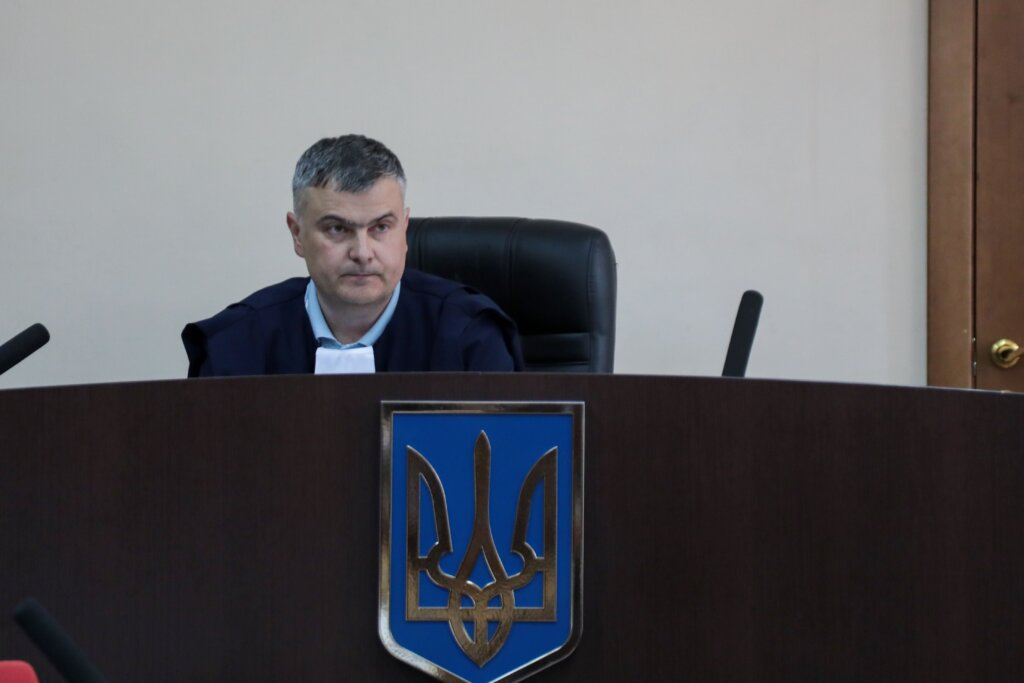 Мільйони, землі та дорогі авто: чим володіє суддя Печерського суду Хайнацький