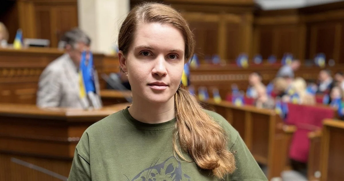 Мир на сході України ще далеко: депутатка закликає до відставки головнокомандувача