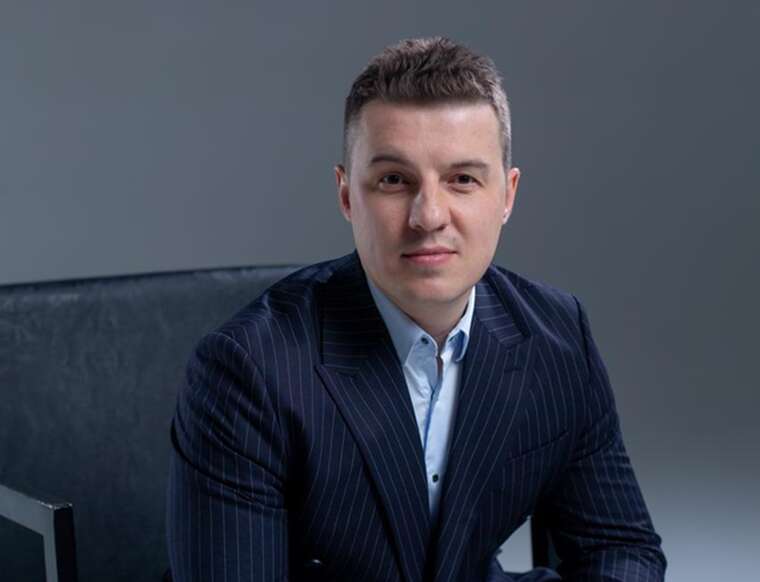 Сліди Януковича, родинні зв’язки і податкова: хто стоїть за дерибаном лісів під Києвом
