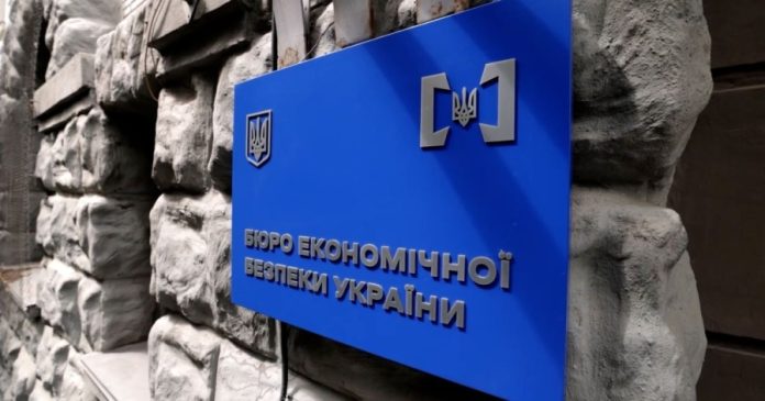 Майнові декларації ексчиновників БЕБ: питання прозорості та повноти даних