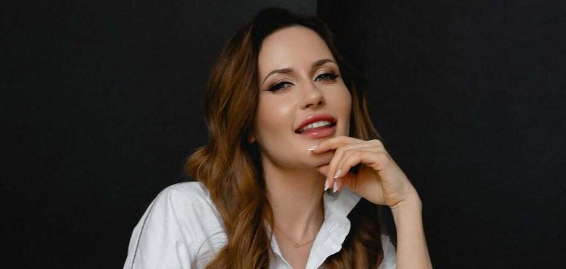 Каблучка на безіменному пальці: акторка Денисенко підігріла чутки про таємний шлюб