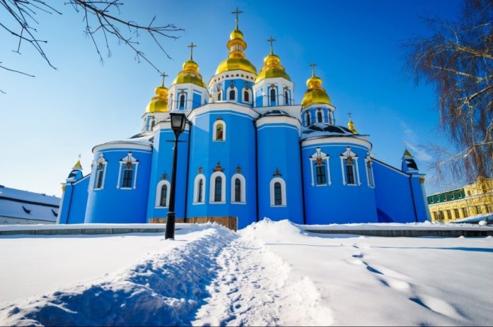 25 лютого в Україні: свята, пам’ять і народні традиції