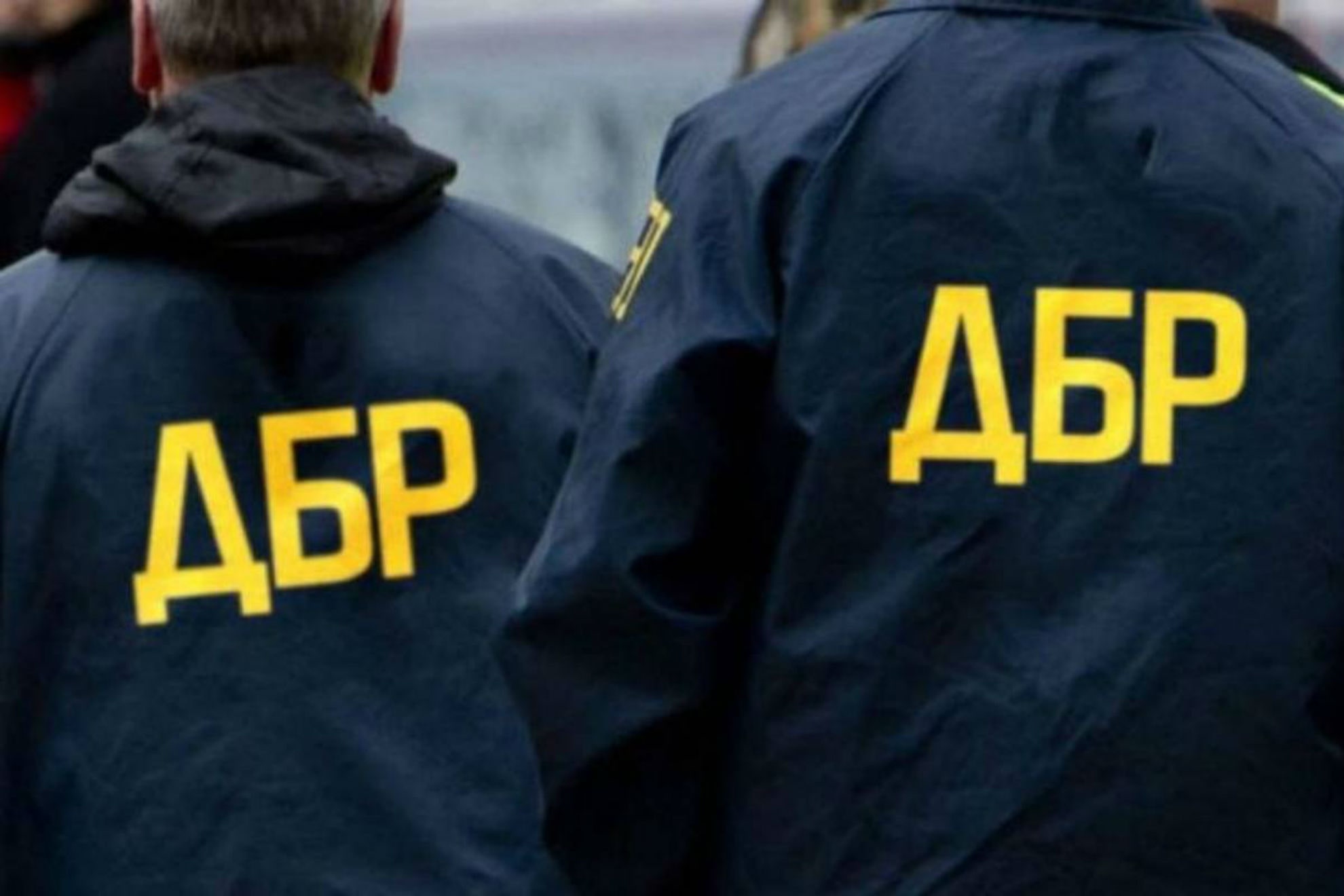 Автомобіль дружини замість власного та квартира за програмою “єОселя” – фінанси слідчого ДБР