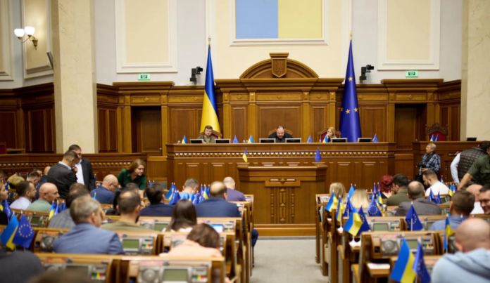 Немає жодного депутата, який би реально був готовий скласти мандат – джерела