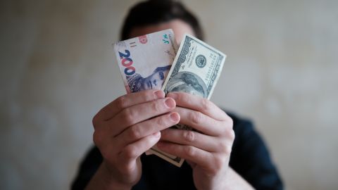 Криза бюджету: Україні загрожує дефіцит вже в червні