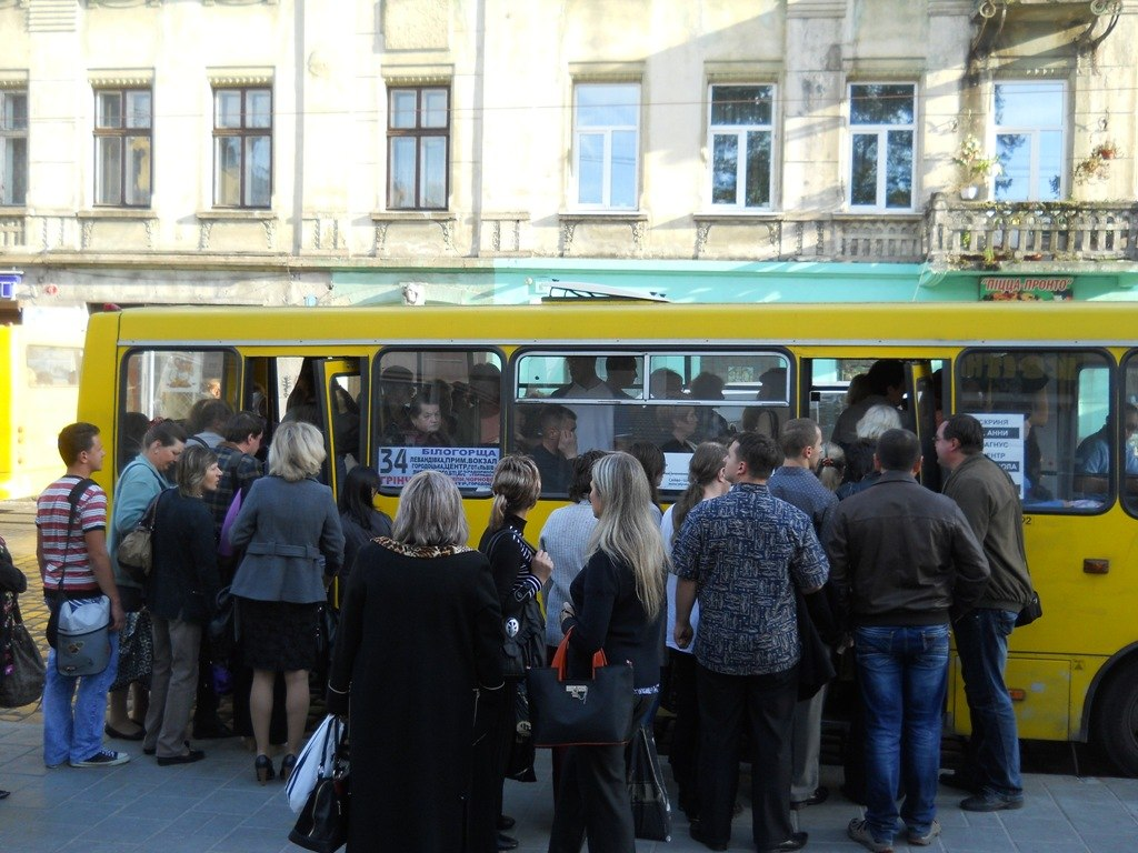 На Львівщині піднімають тарифи на проїзд через різке подорожчання пального