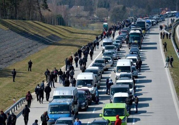 Затримки в аеропортах Європи через нові правила на кордоні