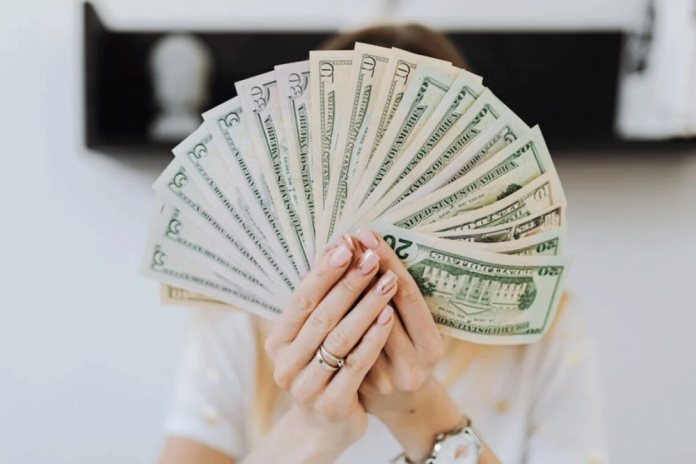 Зростання доходів і кількість мільйонерів в Україні: нові дані