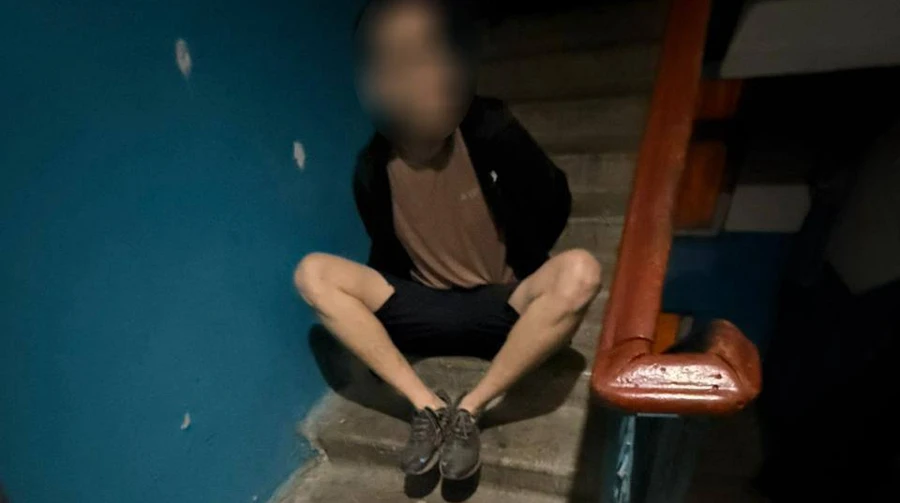 У Києві чоловік влаштував нічну стрілянину з вікна багатоповерхівки: