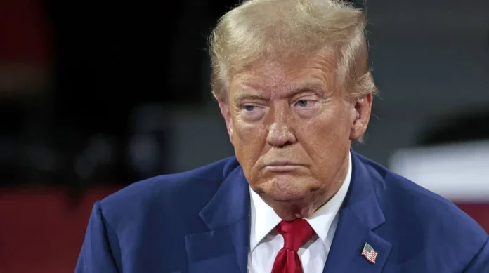 Рейтинг Дональда Трампа знову падає: 62% американців не підтримують його політику