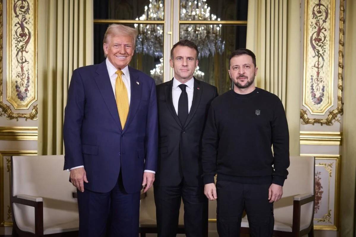 Макрон звернувся до Трампа з проханням про тристоронню зустріч з Володимиром Зеленським. Джерела