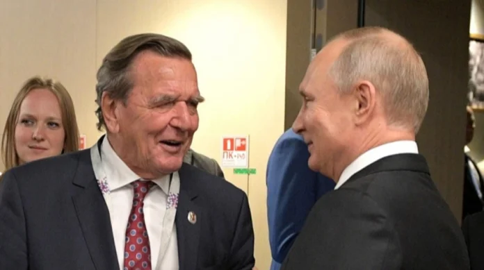 Переговори в Кремлі: Путін зустрівся з ексканцлером Німеччини Шредером