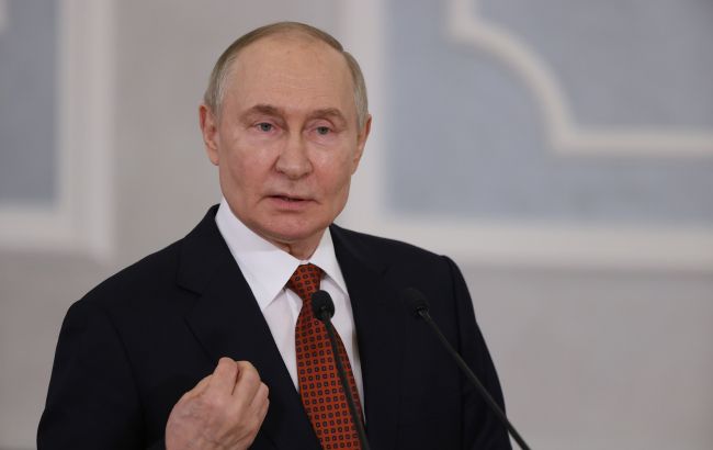 Путін визнав паливну кризу в Росії та пригрозив Україні «наростаючою» відповіддю