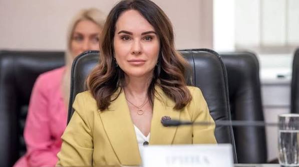 «Корупцію треба контролювати, а не очолювати»: у суді над ексзаступницею голови ОП Мудрою спалахнув скандал через $4 мільйони та плівки НАБУ