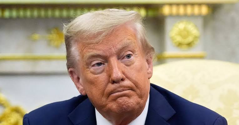 Трампу заборонили виганяти журналістів: суд відновив доступ CNN, Politico та MS NOW