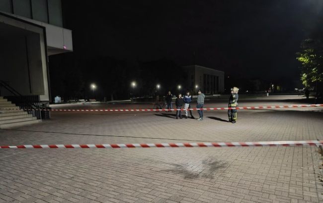 Серед поранених 17-річна дівчина: на Львівщині військовий підірвав гранату під час сварки