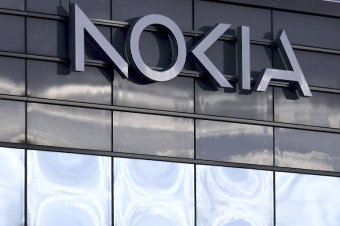 Космічний щит для армії: Nokia та ICEYE створять для України захищену систему супутникового зв’язку під державним контролем
